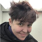 Diplomata in lingue, laureata in Scienze dell'educazione, esperienza pluriennale con adolescenti. Preferenza Umanistiche